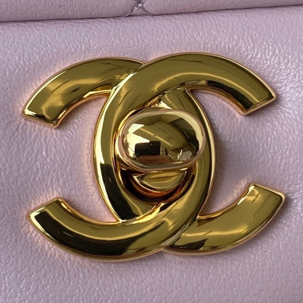 CHANEL FLAP BAG 20CM Fashionable 592 - Image 3
