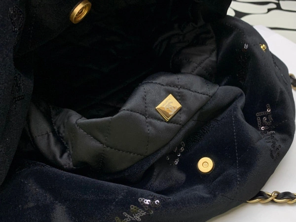 CHANEL 22 HANDBAG GoAnywhere 1638 - Image 10