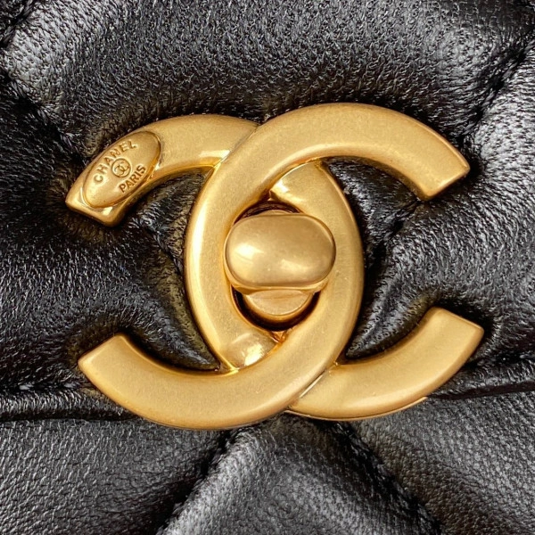 GoodFit CHANEL SMALL FLAP BAG 494 - Image 4