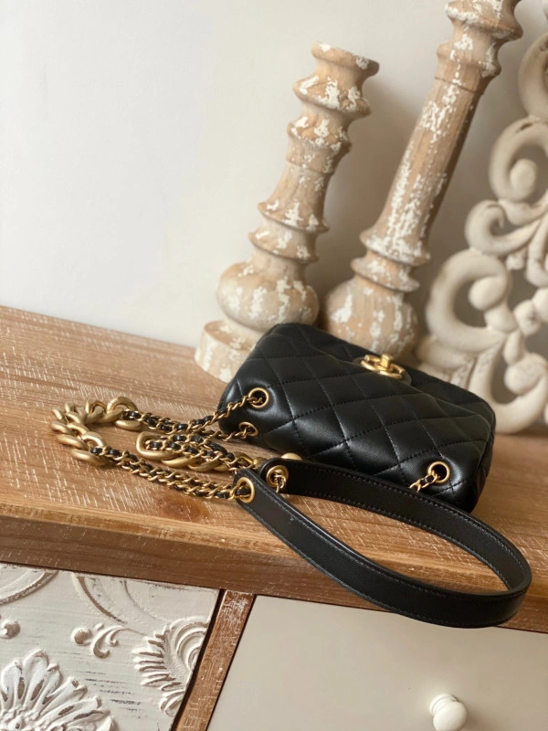 NewStyle CHANEL FLAP BAG 447 - Image 5