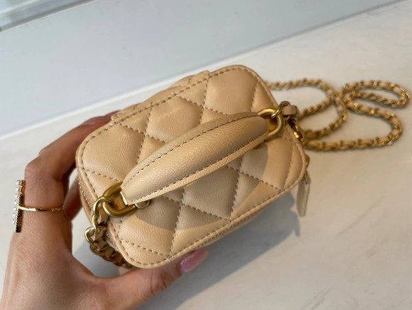 SmartChoice CHANEL VANITY CASE 1273 - Image 5