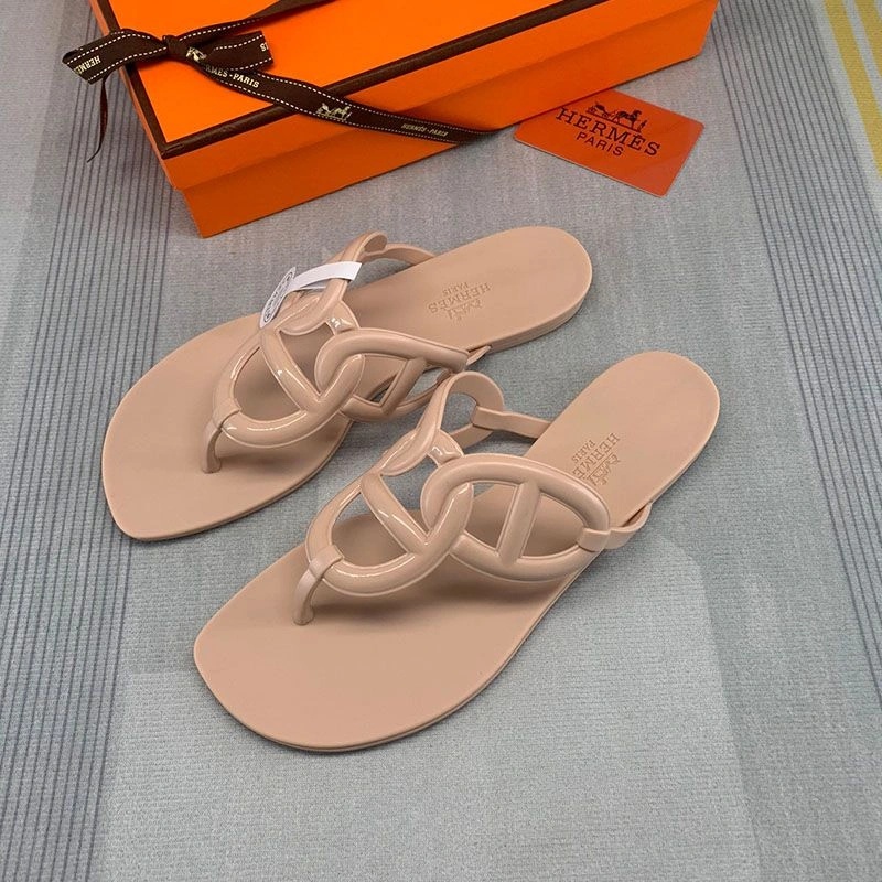 Hermes Egerie Slides Women Rubber with Chaine D'ancre In Apricot - Image 3