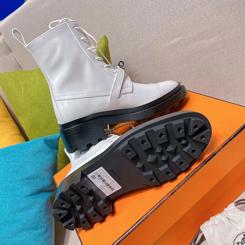 Hermes Funk Ankle Boots Women Shiny Calfskin with Kelly Buckle In White - Image 4