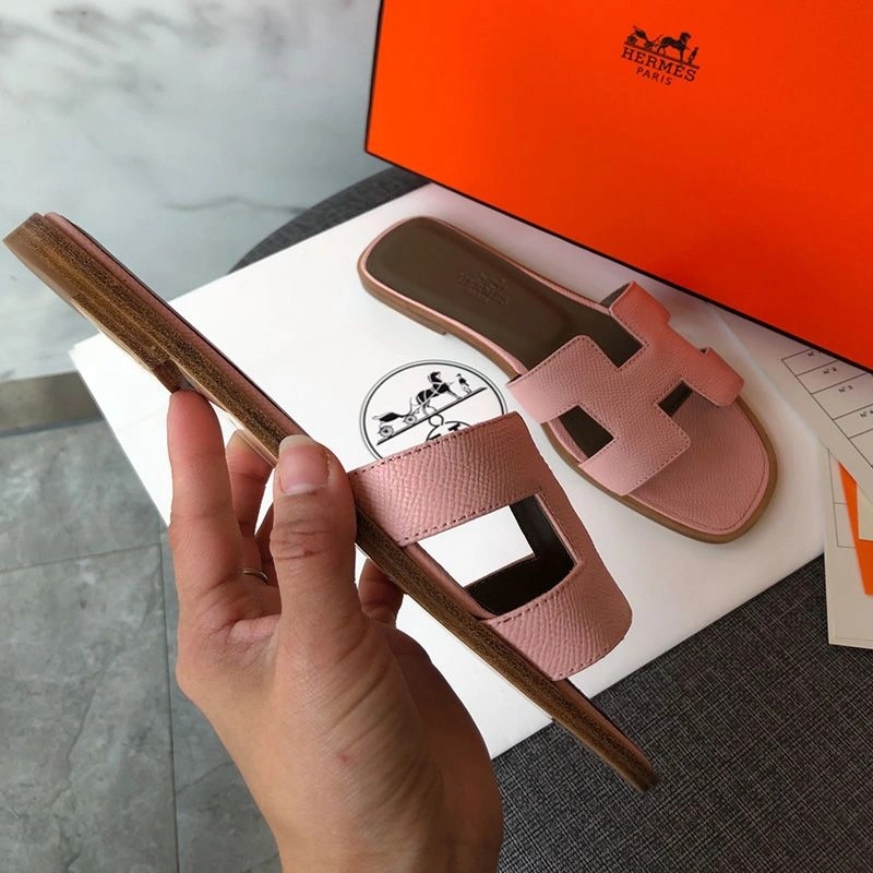 Hermes Oran Slides Women Grain Calfskin In Cherry - Image 3