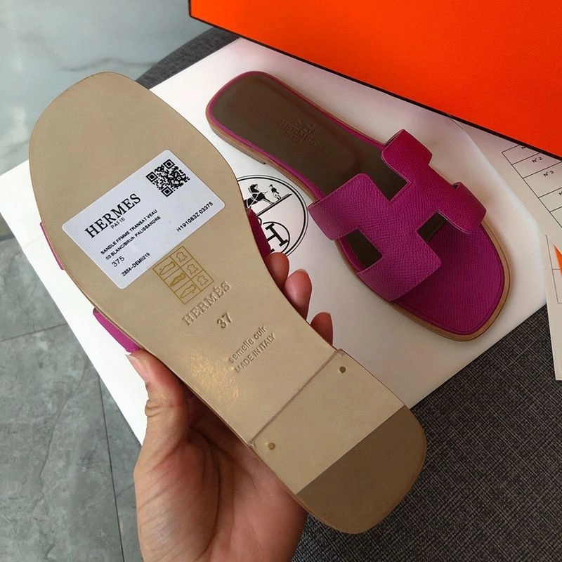 Hermes Oran Slides Women Grain Calfskin In Purple - Image 4