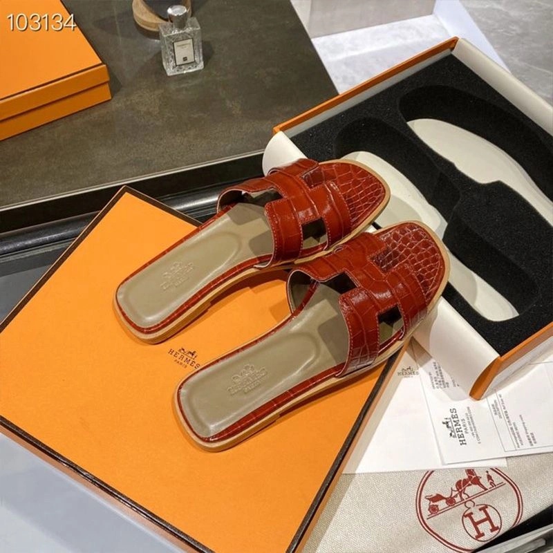 Hermes Oran Slides Women Alligator Leather In Burgundy - Image 3