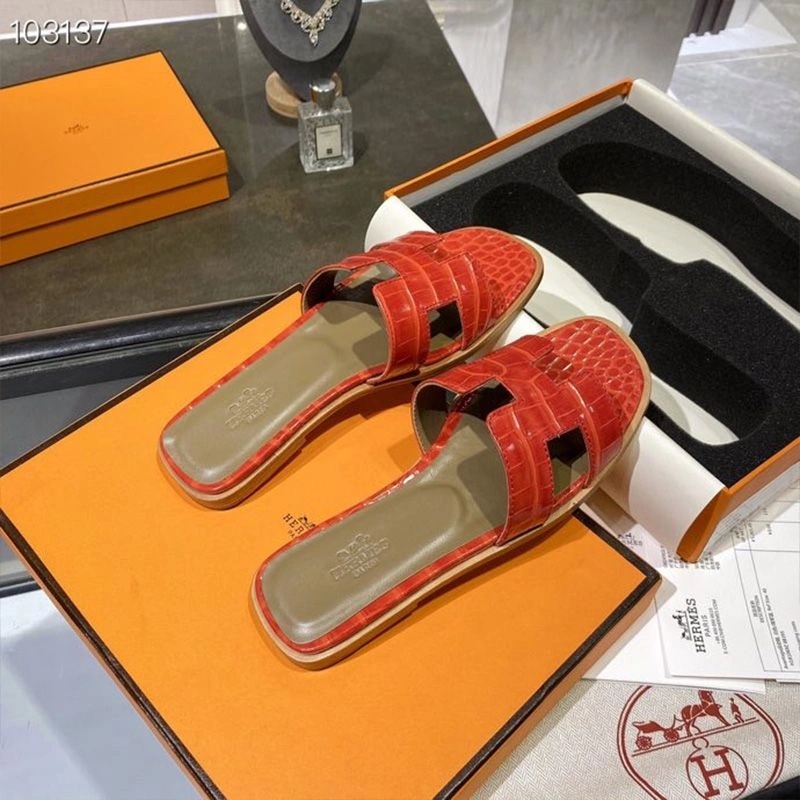 Hermes Oran Slides Women Alligator Leather In Red - Image 4