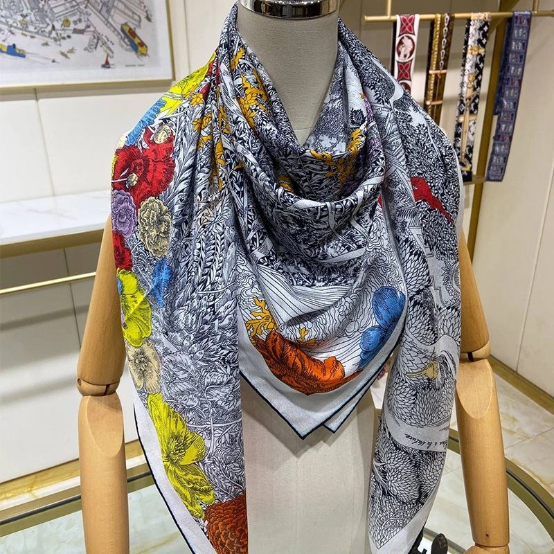 Hermes Retour A La Nature Shawl 140 In Black - Image 3