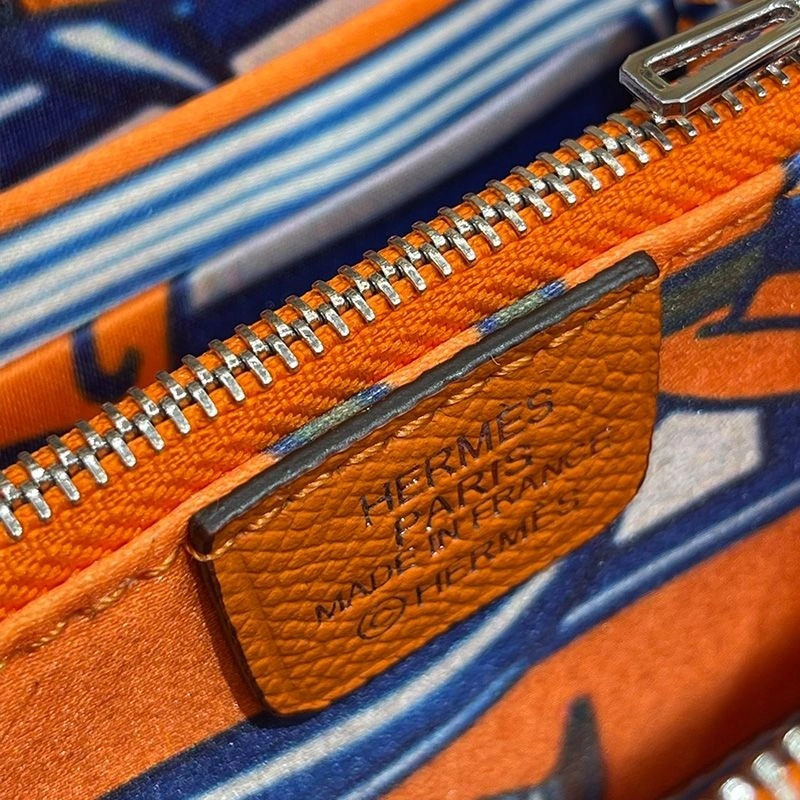 Hermes Silk'In Compact Wallet Epsom Leather In Orange - Image 4