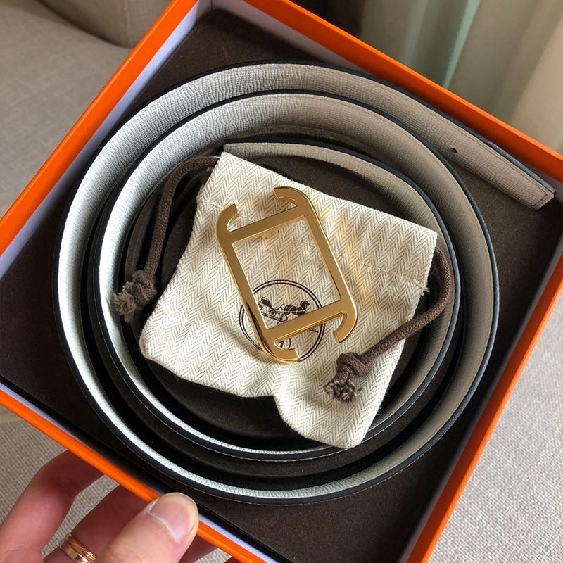 Hermes Society 32 Reversible Belt Togo Leather In Grey White - Image 3