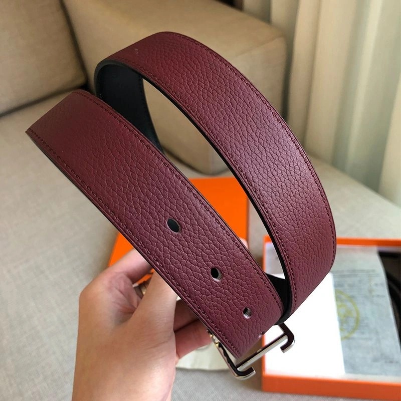 Hermes Society Buckle 32MM Reversible Belt Togo Leather In Burgundy - Image 3