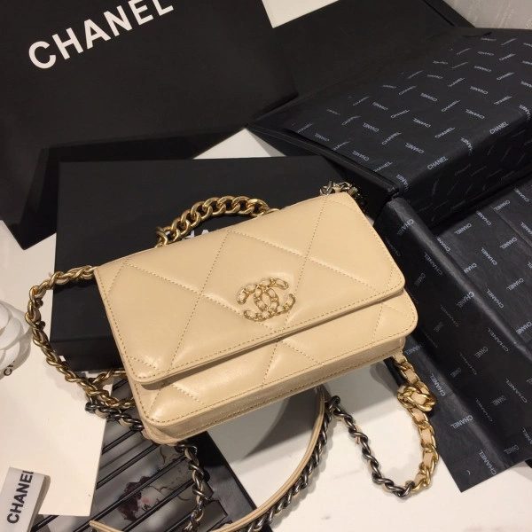 Affordable CHANEL CHAIN WALLET 1389 - Image 7