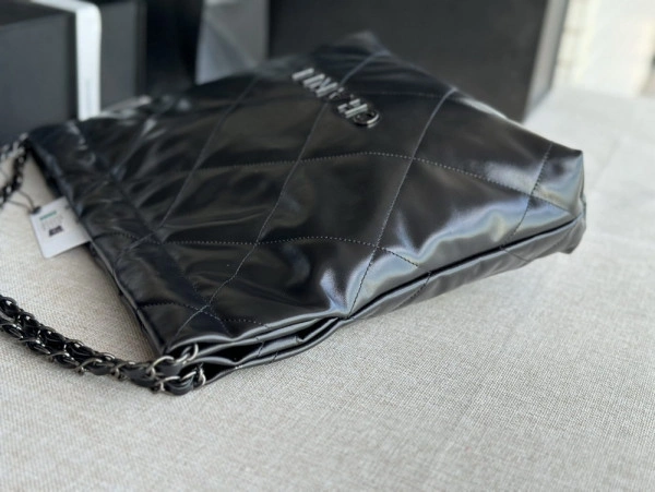 Affordable CHANEL 22 SMALL HANDBAG 1619 - Image 5