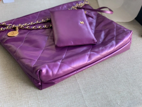 CHANEL 22 HANDBAG Comfortable 1609 - Image 8