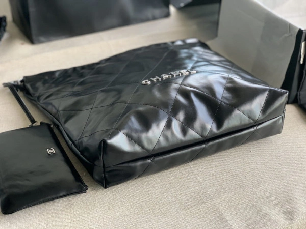 Comfortable CHANEL LARGE 22 HANDBAG 1592 - Image 6