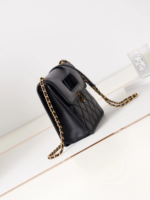 CHANEL SMALL TOTE StreetReady 1127 - Image 3