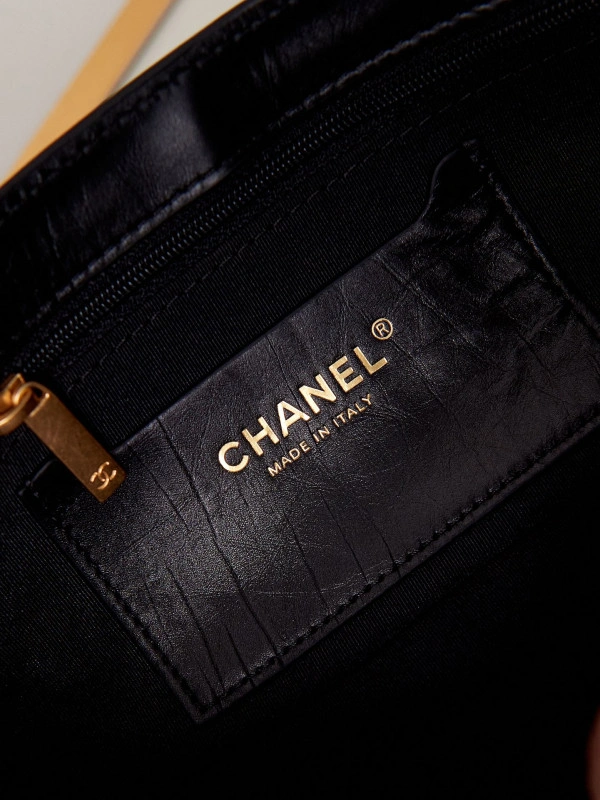 CHANEL SMALL TOTE StreetReady 1127 - Image 8