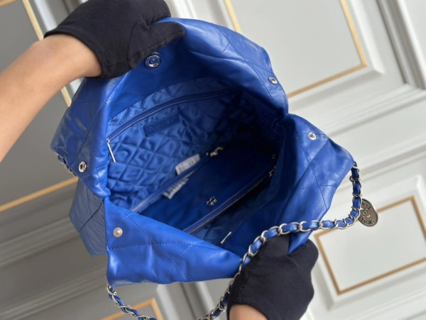 GoodFit CHANEL 22 SMALL HANDBAG 1545 - Image 6