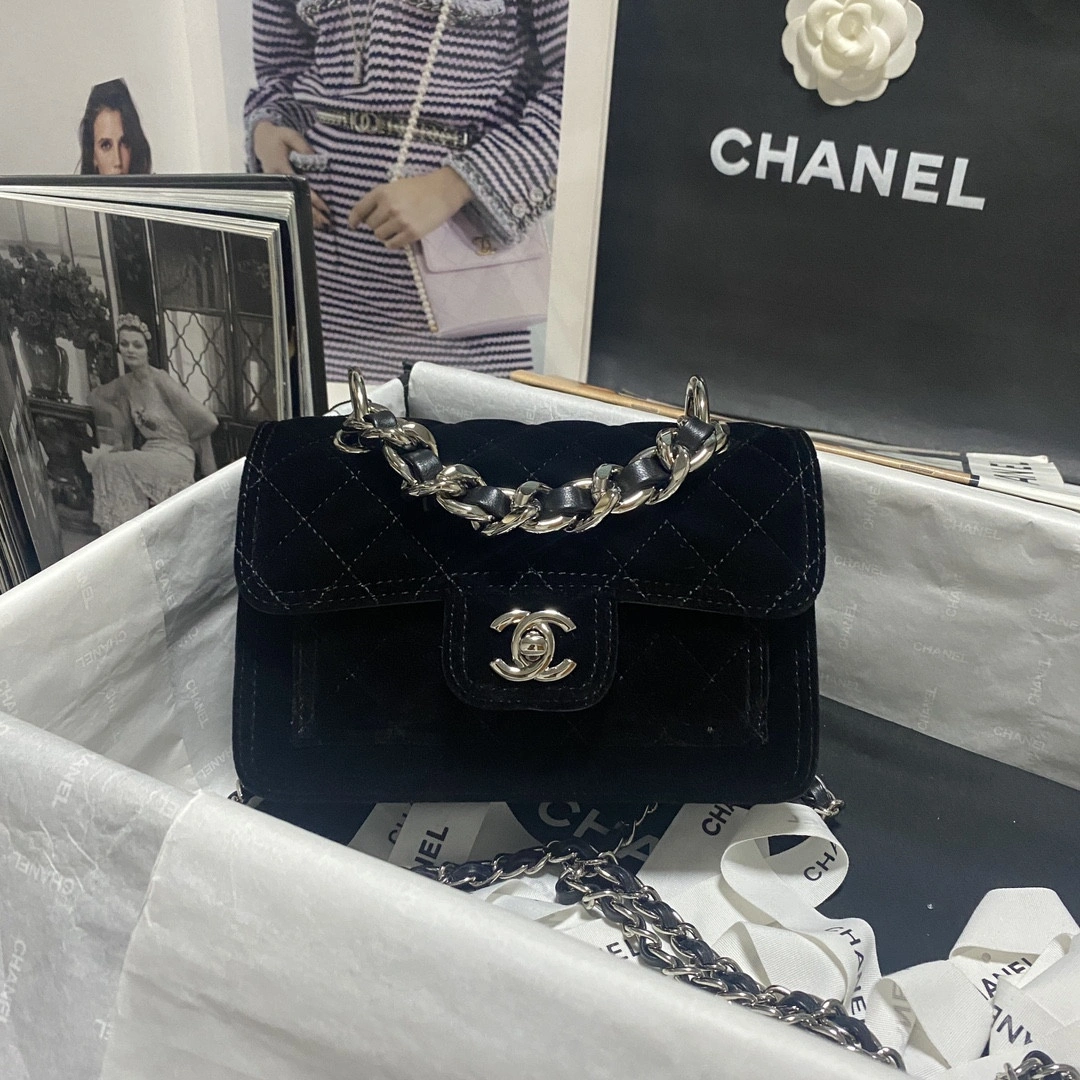 EasyMatch CHANEL MINI FLAP BAG 360