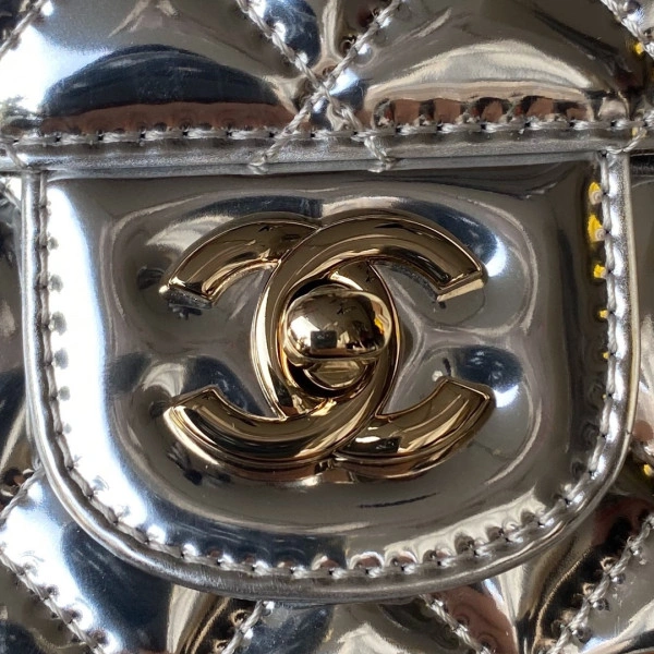 GoodFit CHANEL MINI FLAP BAG & STAR COIN PURSE 129 - Image 3