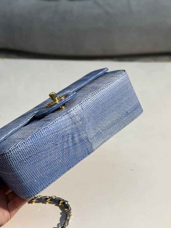 WellDesigned CHANEL FLAP BAG 20CM 329 - Image 4