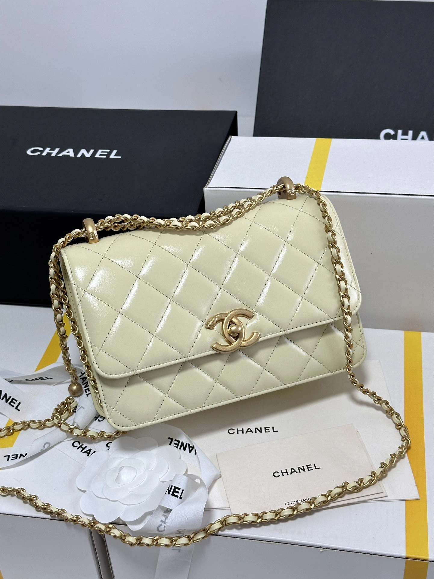 CHANEL FLAP BAG - 12×19×8cm UrbanStyle 1408