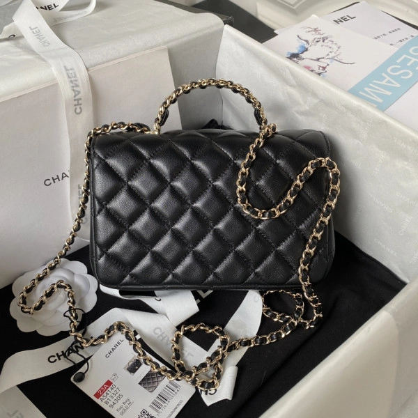 CHANEL FLAP BAG WITH TOP HANDLE-18CM StreetReady 917 - Image 4