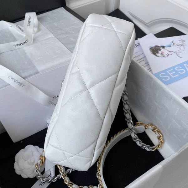 CHANEL 19 Handbag-26CM SportInspired 19 - Image 7