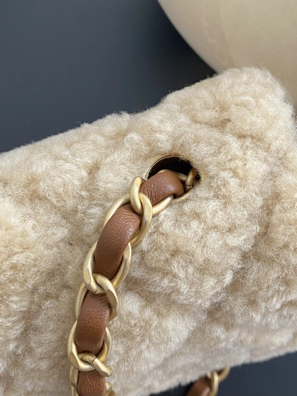 CHANEL FLAP BAG 23CM WellDesigned 279 - Image 9