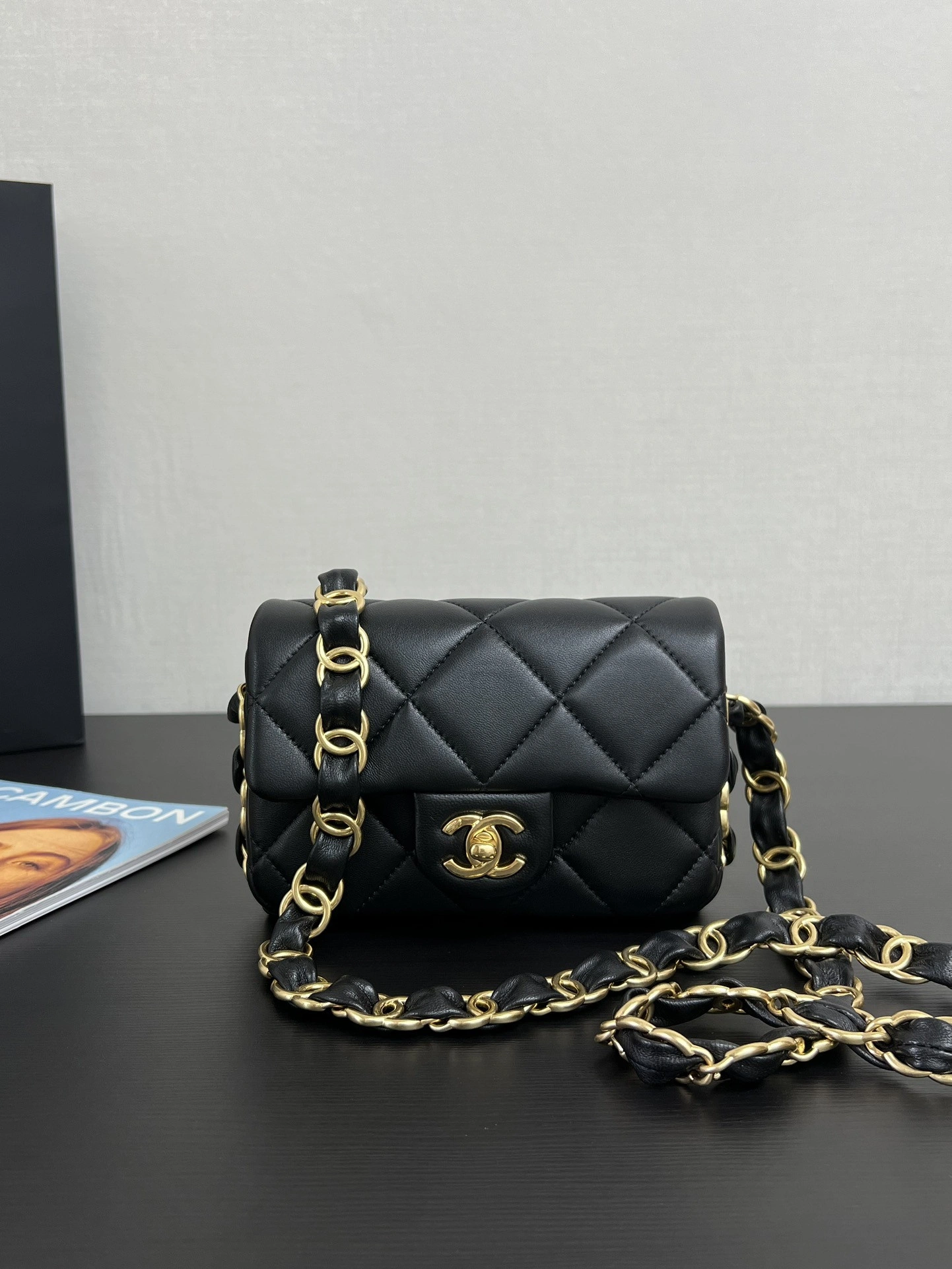 WellDesigned CHANEL FLAP BAG-12*16*5cm 276