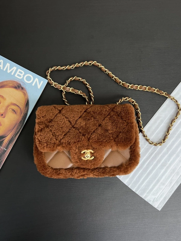 CHANEL FLAP BAG 23CM HighQuality 301 - Image 4