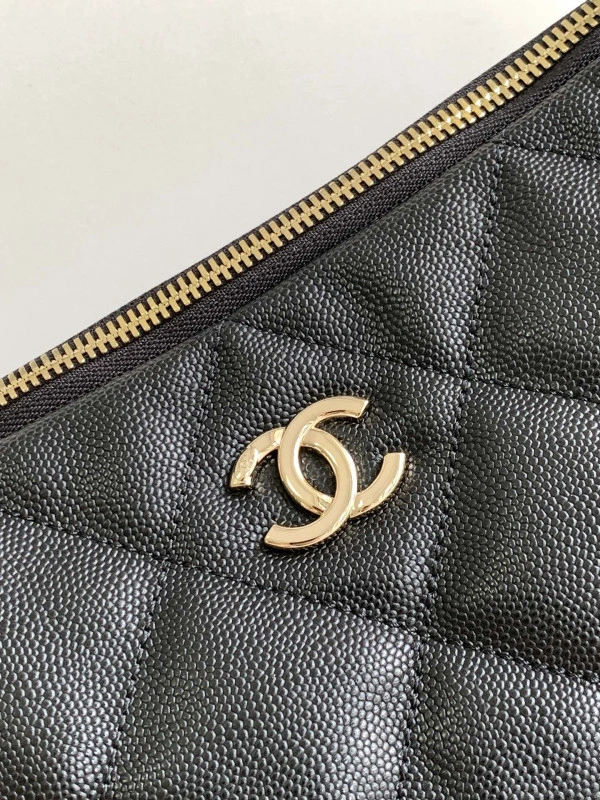 Fashionable CHANEL HOBO HANDBAG-35x 23 x 11cm 1414 - Image 4